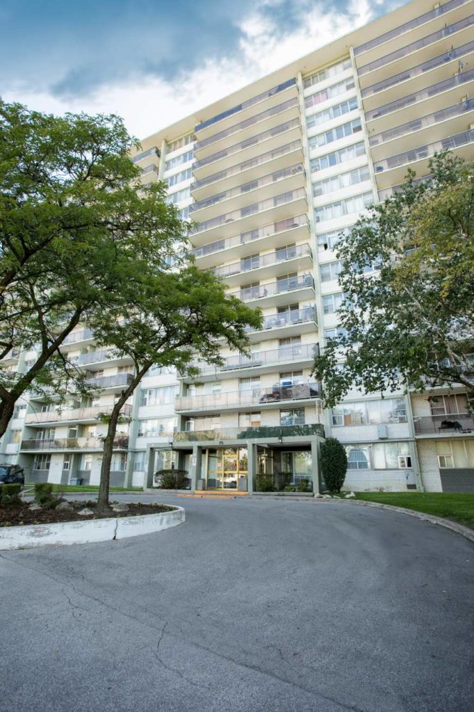 75 Havenbrook Blvd, North York, ON M2J 1A8 — photo 2