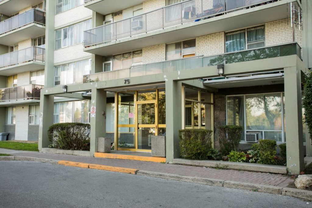 75 Havenbrook Blvd, North York, ON M2J 1A8 — photo 3