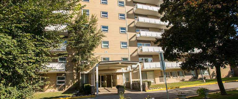 38 Carluke Crescent, North York, ON M2L 2J4 — photo 1