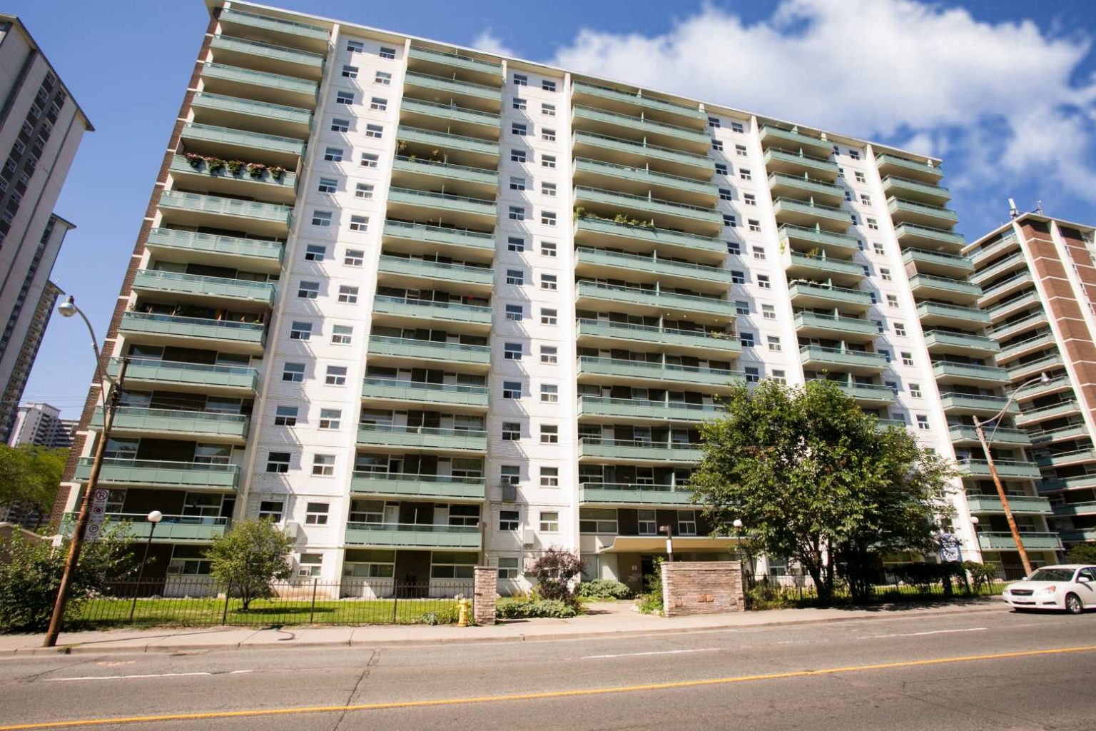 135 Rose Ave, Toronto, ON M4X 1P1 — photo 3