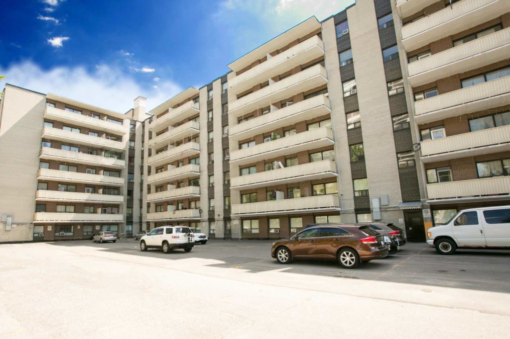 110 Marlee Ave, North York, ON M6E 3B6 — photo 3