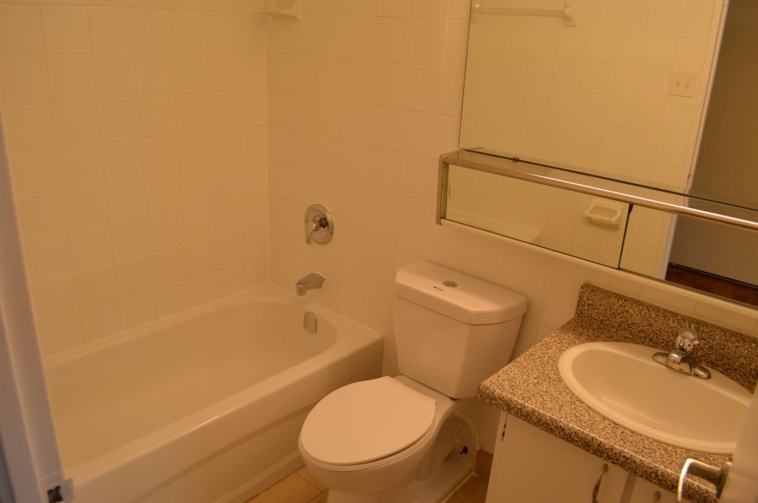 555 Sherbourne St, Toronto, ON M4X 1W6 — photo 3