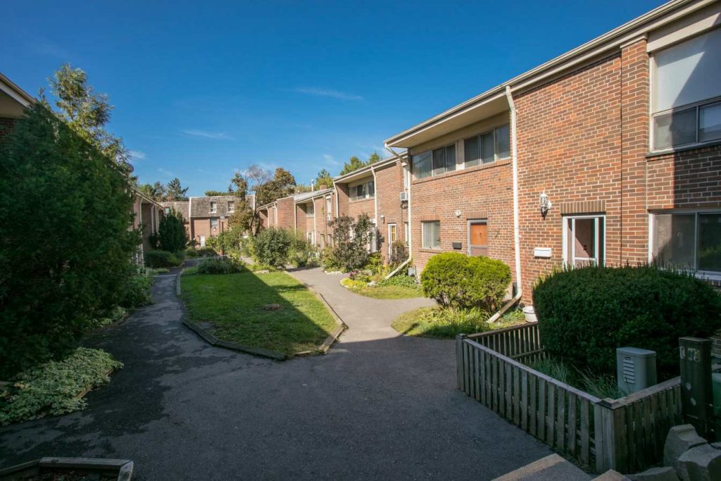 61 Havenbrook Blvd, North York, ON M2J 1A7 — photo 2