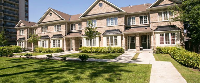 23-25 Harding Ave, North York, ON M6M 3A3 — photo 1