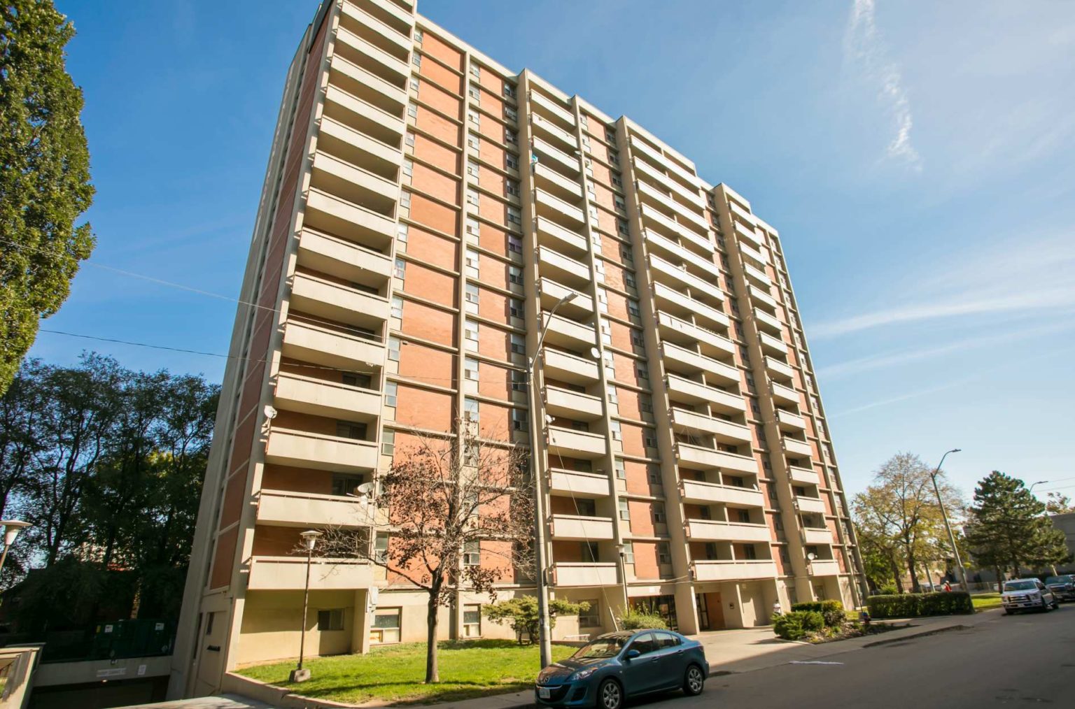 235 Rebecca St, Hamilton, ON L8R 3H4 — photo 1