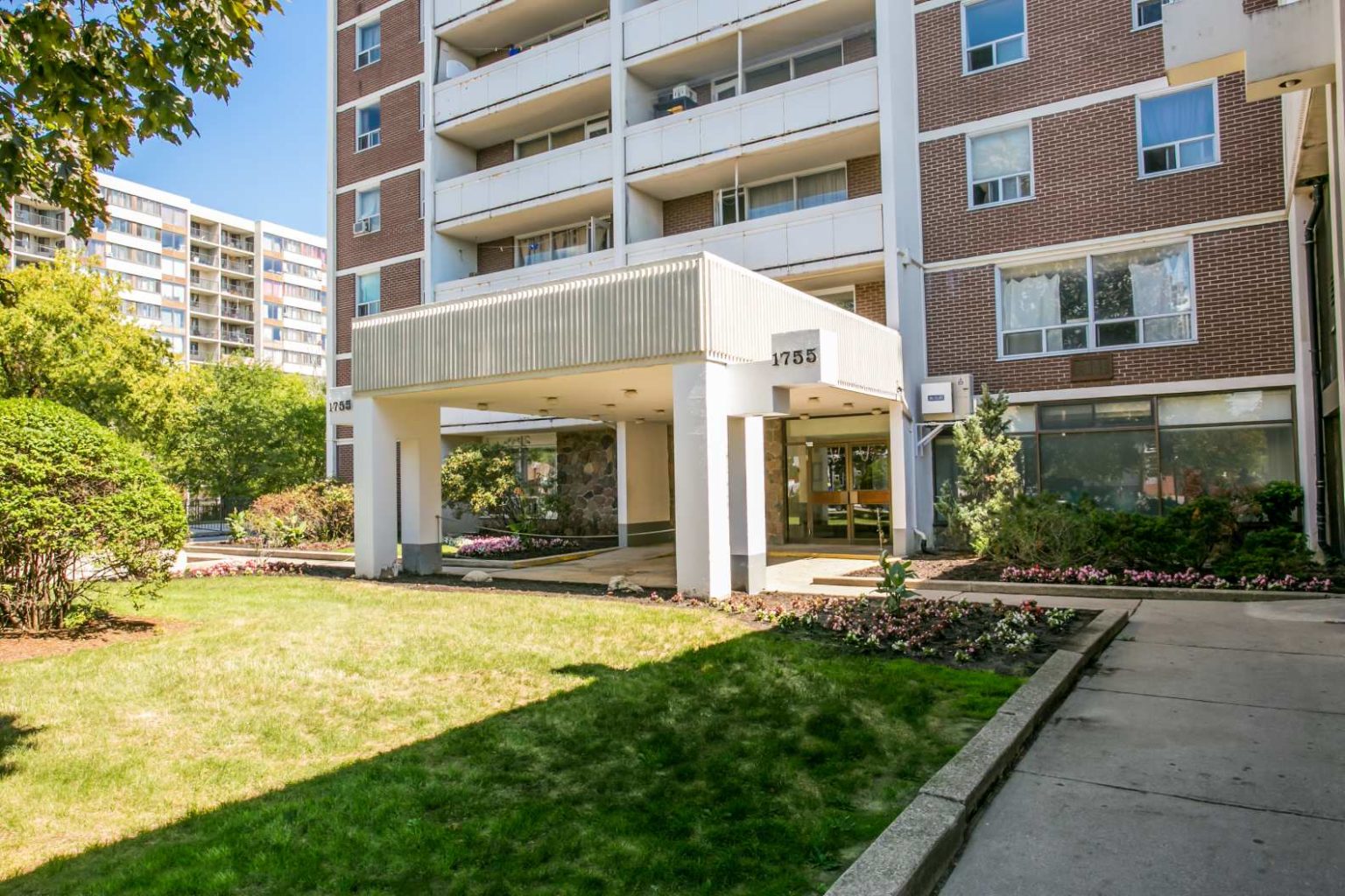 1755 Jane St, North York, ON M9N 2S6 — photo 3